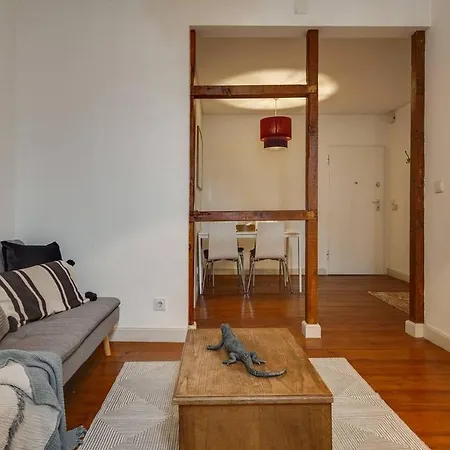 Rustic Airy 1 Bedroom In The River Side * Lisboa