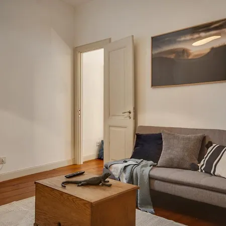 Rustic Airy 1 Bedroom In The River Side Lägenhet *